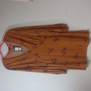 WILD FABLE PLUS SIZED MUSTARD COLORED V-NECK DRESS